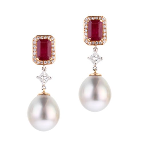 Chute Pearl Earrings