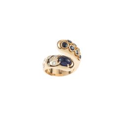 Sapphire rose gold ring